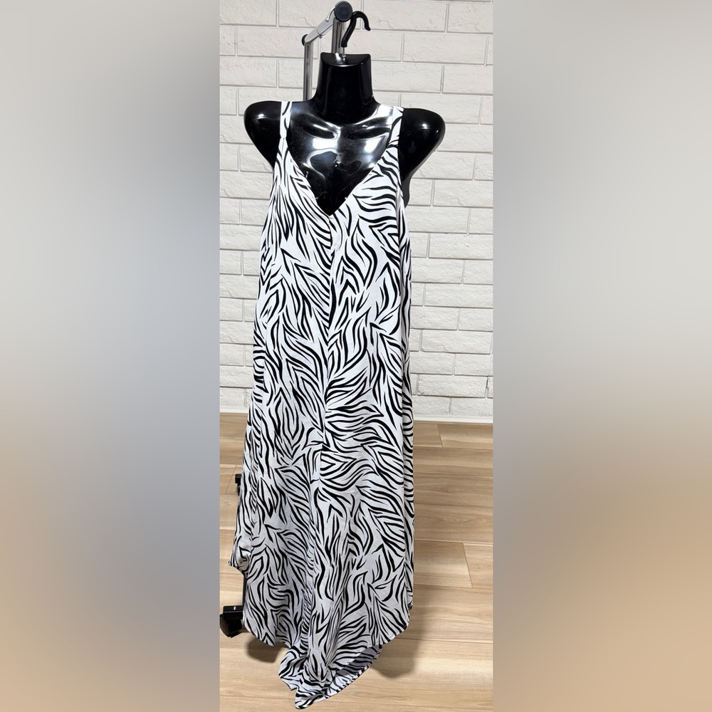 Vince Camuto Black & White Zebra Romper